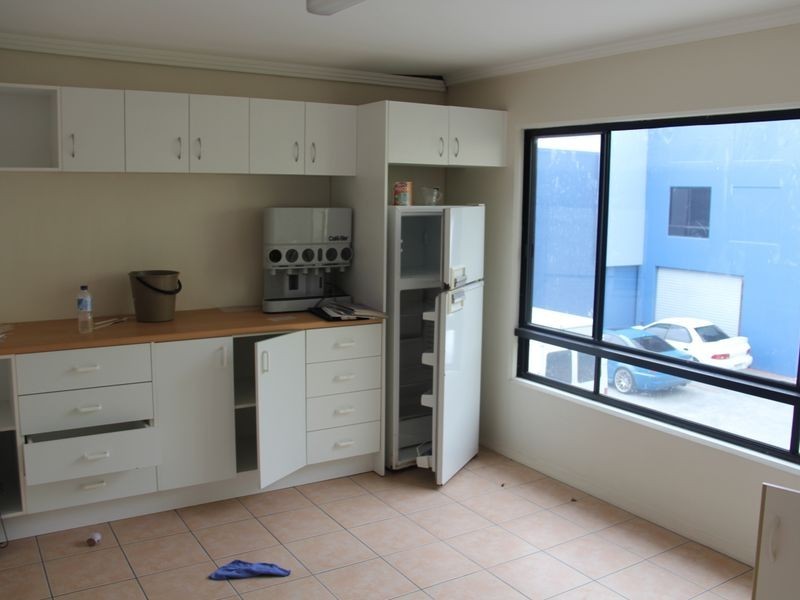 1/32 Taree Street, Burleigh Heads QLD 4220