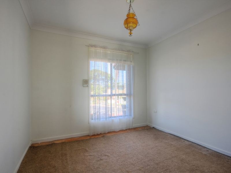 89 Burleigh St, Burleigh Waters QLD 4220