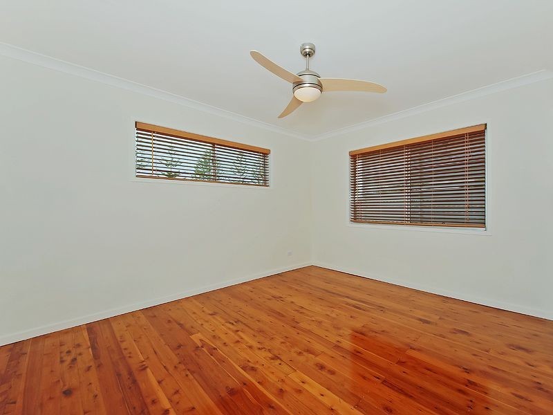 4/22 Bullimah Av, Burleigh Heads QLD 4220