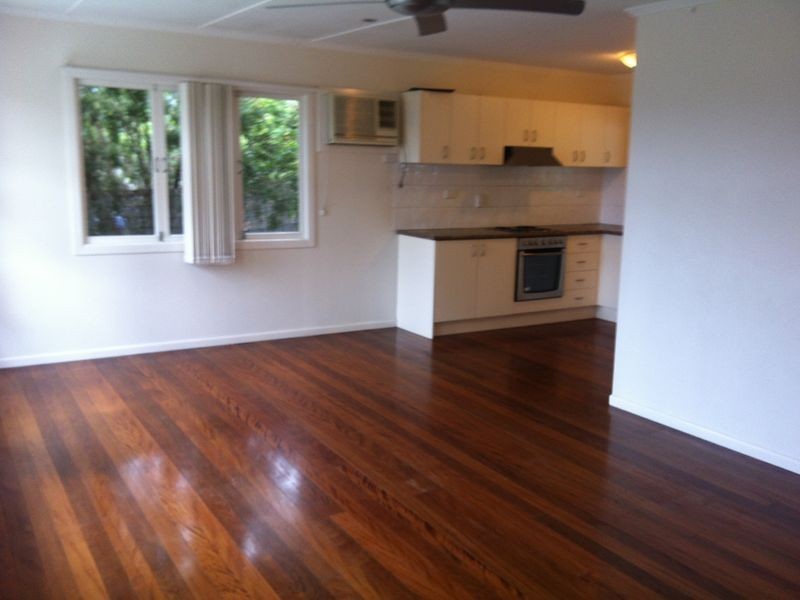 116 West Burleigh Road, Burleigh Heads QLD 4220