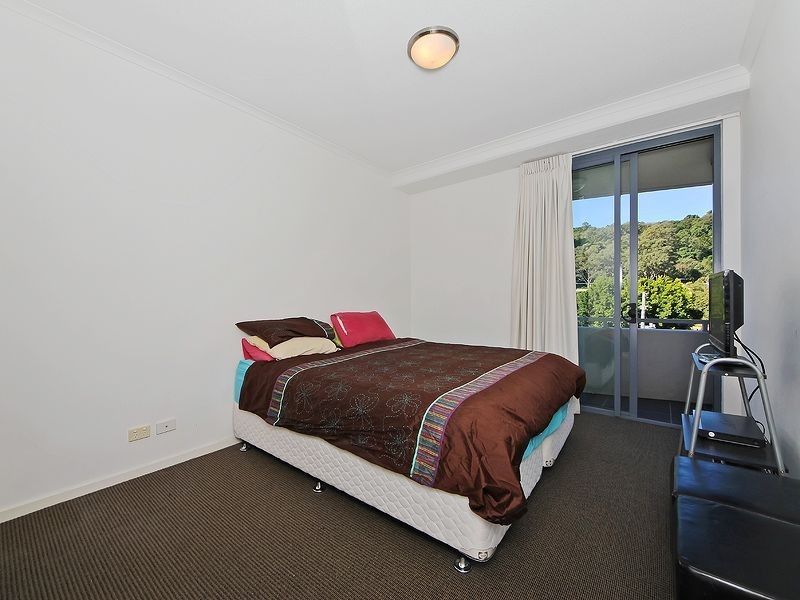 2014/1 Ocean Street, Burleigh Heads QLD 4220