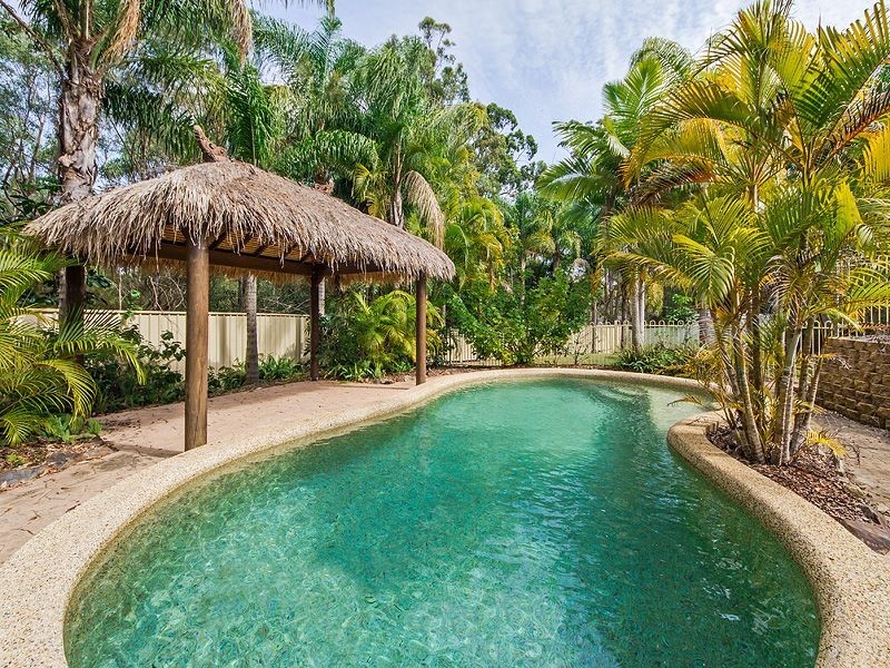 7 Stonehaven Place, Highland Park QLD 4211