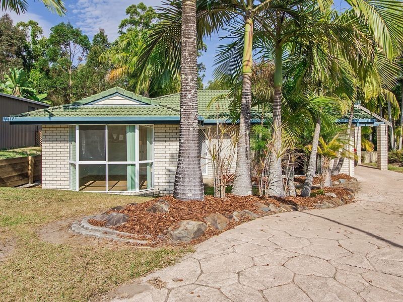 7 Stonehaven Place, Highland Park QLD 4211