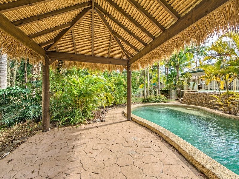 7 Stonehaven Place, Highland Park QLD 4211