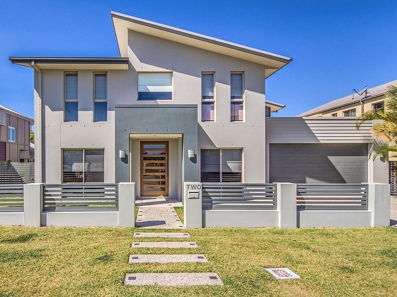 2 Giardino Lane, Varsity Lakes QLD 4227