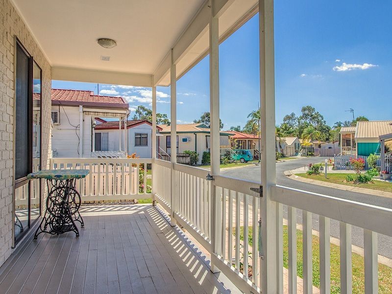 215/325 Reedy Creek Road, Burleigh Waters QLD 4220