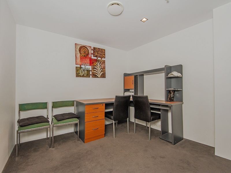 508/9 Hamilton Avenue, Surfers Paradise QLD 4217