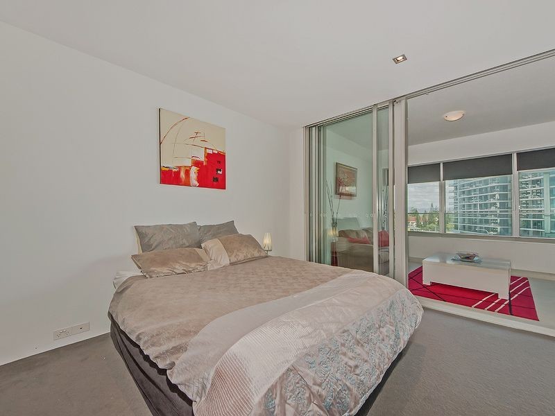 508/9 Hamilton Avenue, Surfers Paradise QLD 4217