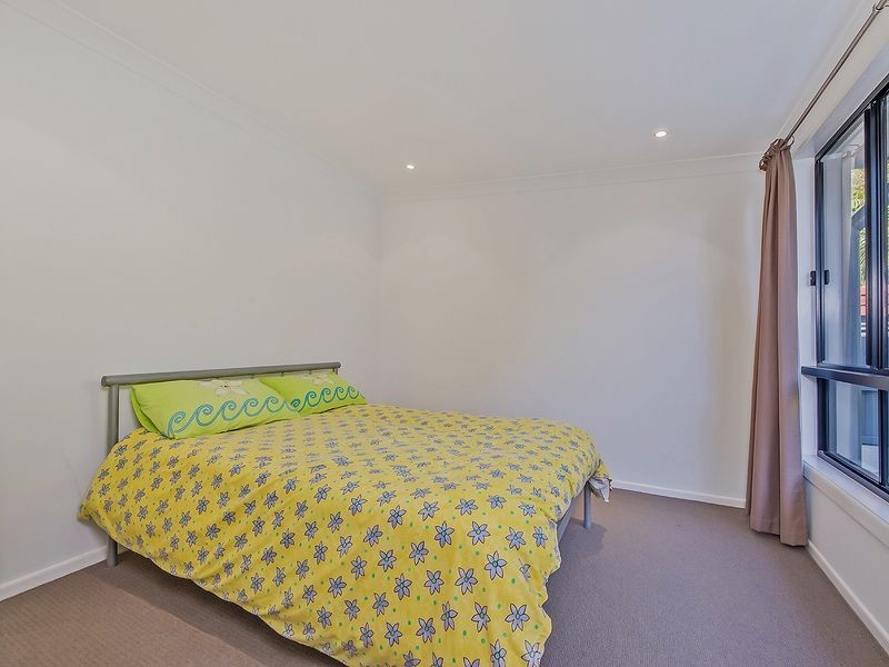 108 Acanthus Avenue, Burleigh Heads QLD 4220