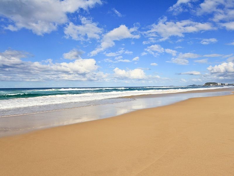 11 Seashell Avenue, Mermaid Beach QLD 4218