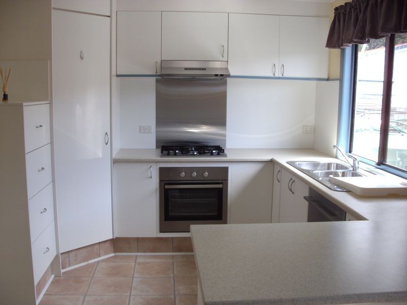 111/3 Township Drive, Burleigh Heads QLD 4220