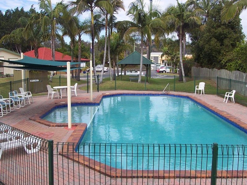 111/3 Township Drive, Burleigh Heads QLD 4220