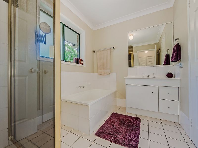 2/1 Karri Court, Burleigh Heads QLD 4220