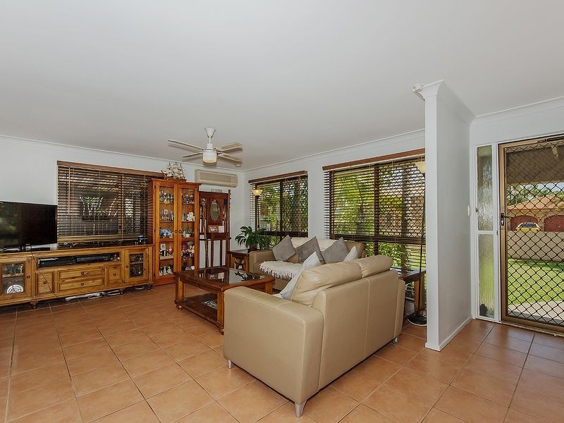 24 Razorbill Street, Burleigh Waters QLD 4220