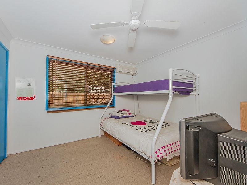 24 Razorbill Street, Burleigh Waters QLD 4220