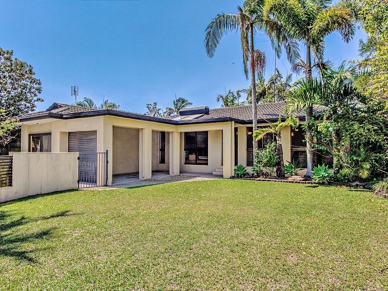 24 Razorbill Street, Burleigh Waters QLD 4220