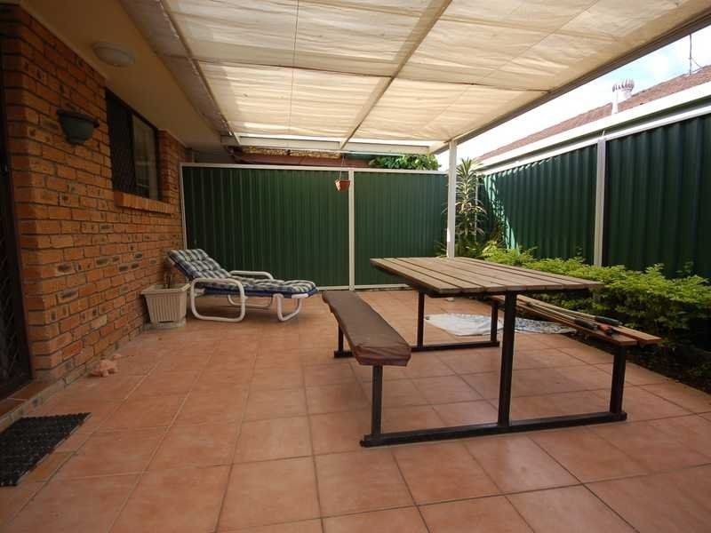 2/69 Mattocks Rd, Burleigh Waters QLD 4220