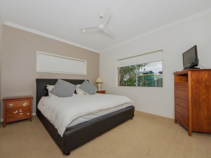 12 Andorra Place, Varsity Lakes QLD 4227