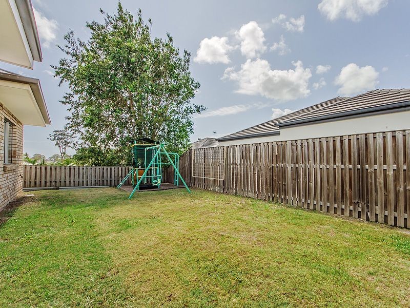 12 Andorra Place, Varsity Lakes QLD 4227