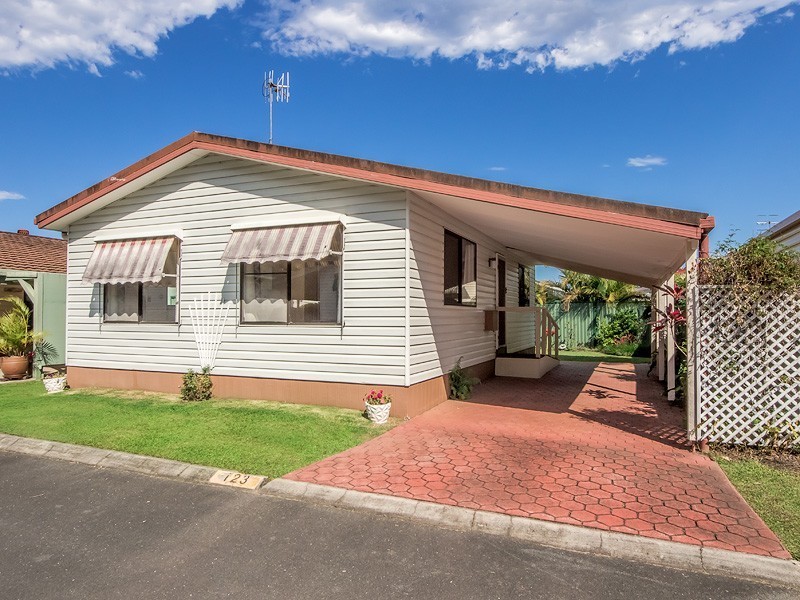 3 Township Drive, Burleigh Heads QLD 4220