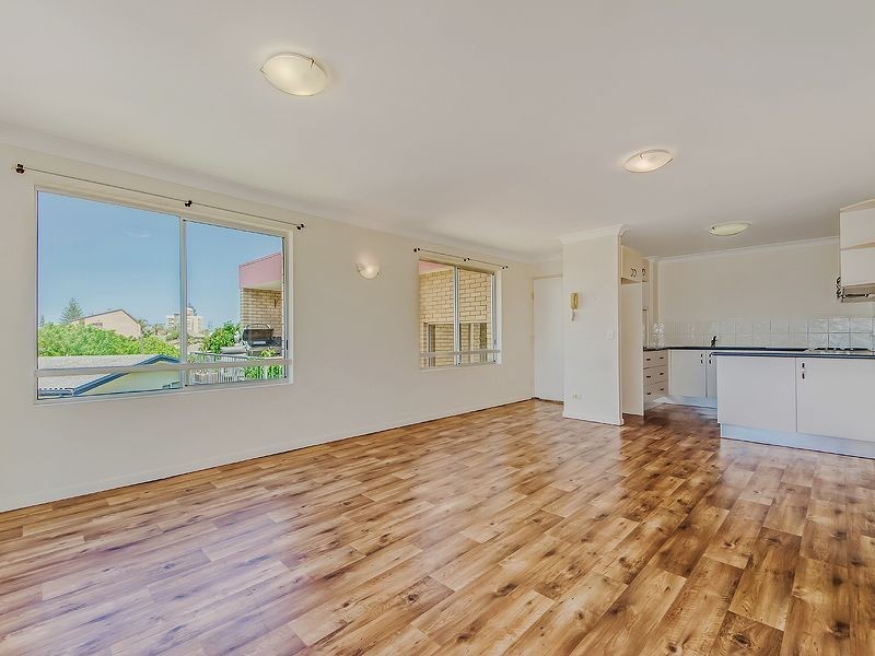 8/8 Nyrang Avenue, Palm Beach QLD 4221