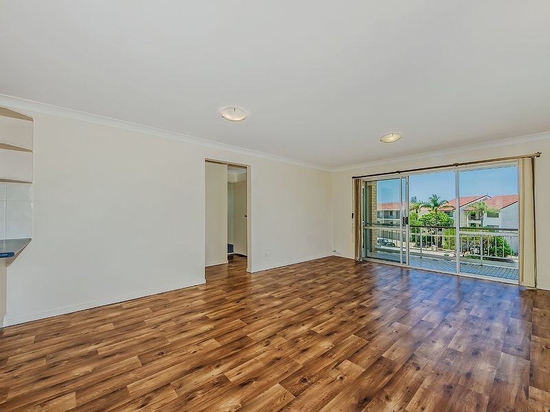 8/8 Nyrang Avenue, Palm Beach QLD 4221