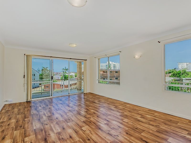 8/8 Nyrang Avenue, Palm Beach QLD 4221