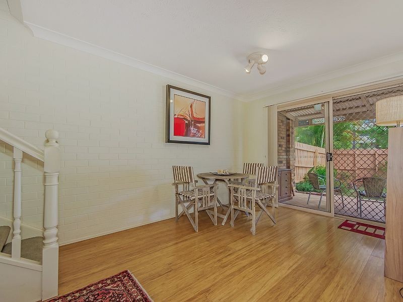 2/10 Snowgum Court, Burleigh Waters QLD 4220