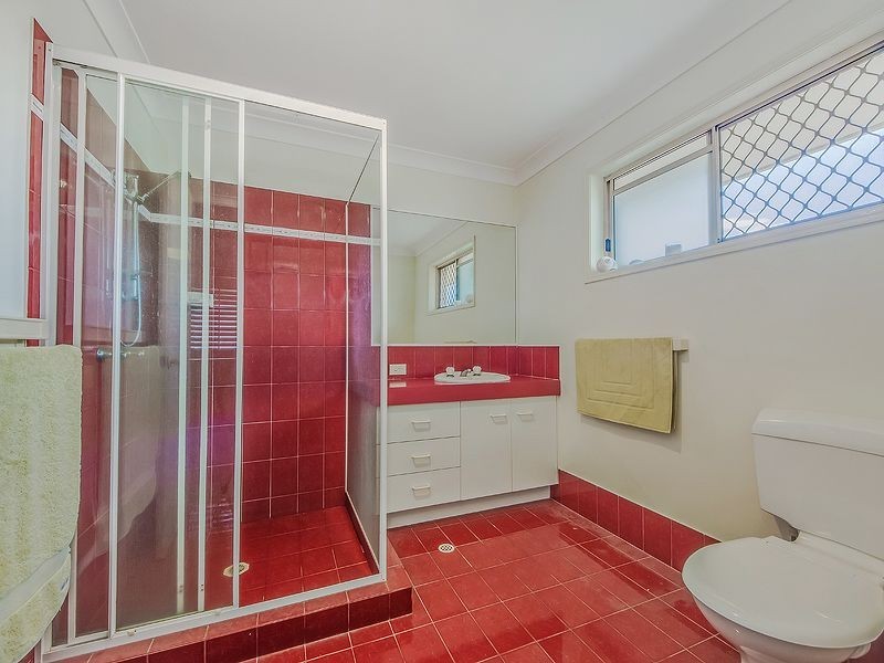 2/10 Snowgum Court, Burleigh Waters QLD 4220