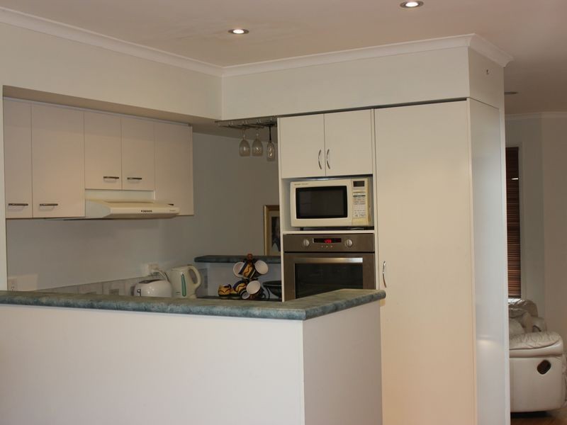 5/18 Tallebudgera Creek Road, Burleigh Heads QLD 4220