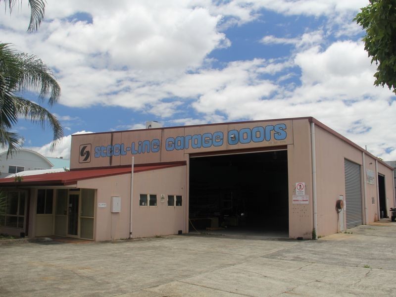 8 Flagstone Dr, Burleigh Heads QLD 4220