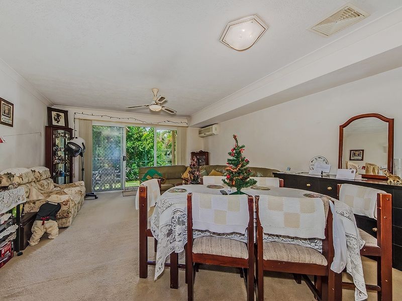 39/215 Cottesloe Drive, Mermaid Waters QLD 4218