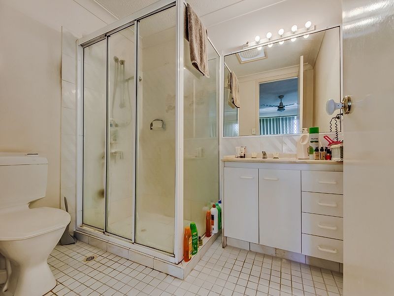 39/215 Cottesloe Drive, Mermaid Waters QLD 4218