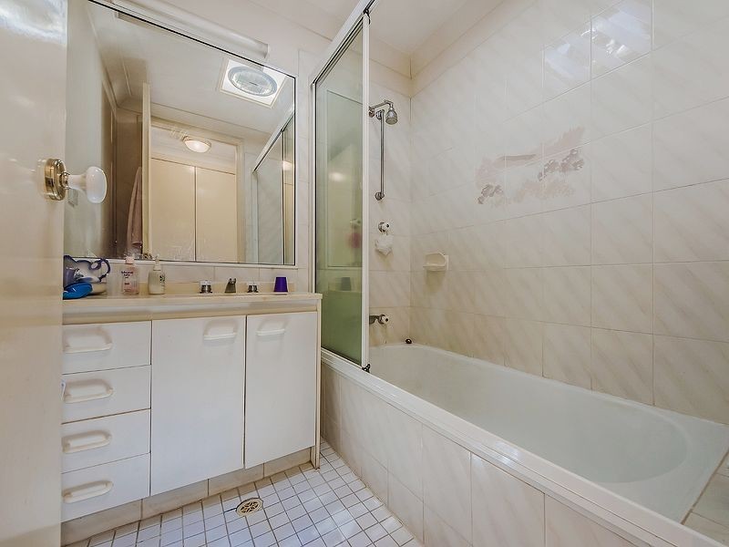 39/215 Cottesloe Drive, Mermaid Waters QLD 4218