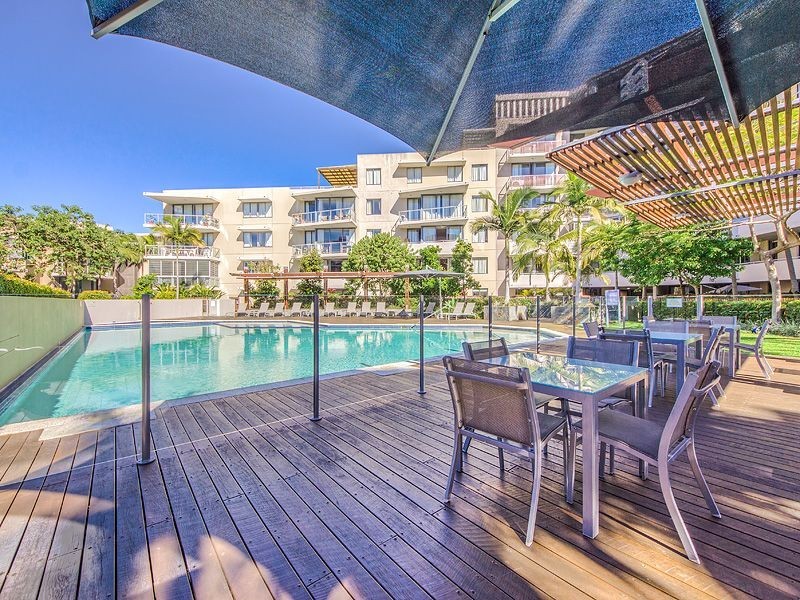 1048/1 Ocean Street, Burleigh Heads QLD 4220