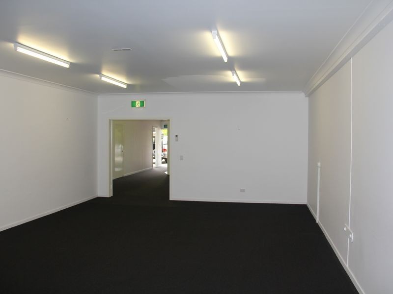 5/1 Crown Court, Varsity Lakes QLD 4227