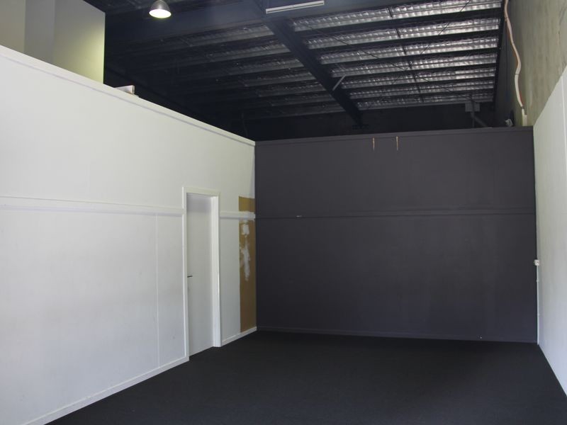 5/1 Crown Court, Varsity Lakes QLD 4227