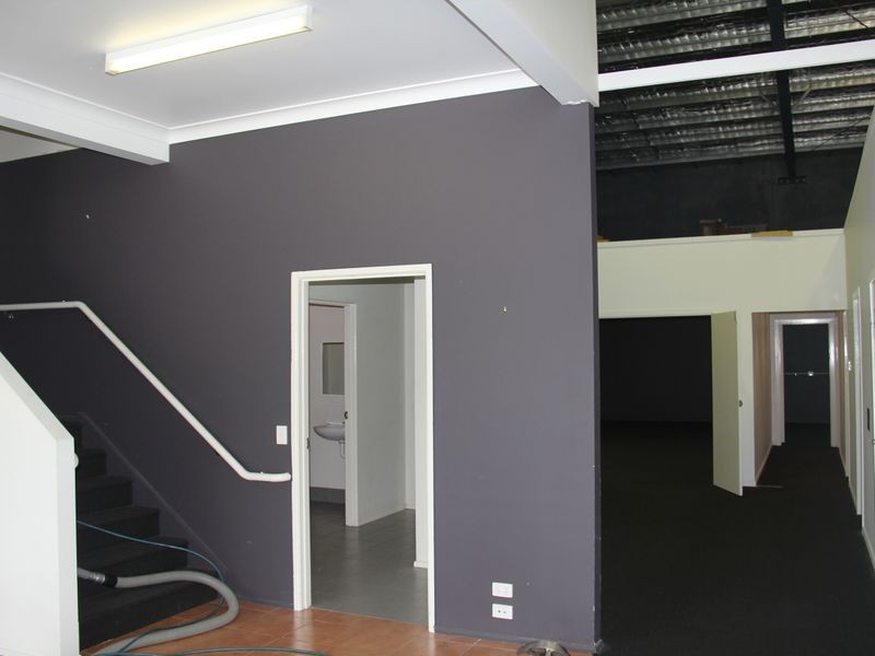 5/1 Crown Court, Varsity Lakes QLD 4227