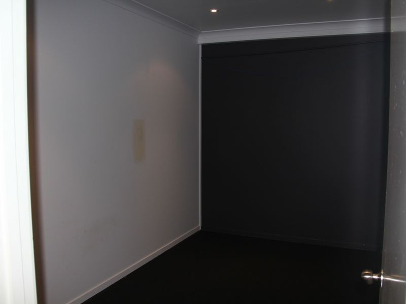 5/1 Crown Court, Varsity Lakes QLD 4227