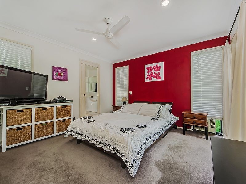 20 Gardendale Cr, Burleigh Waters QLD 4220