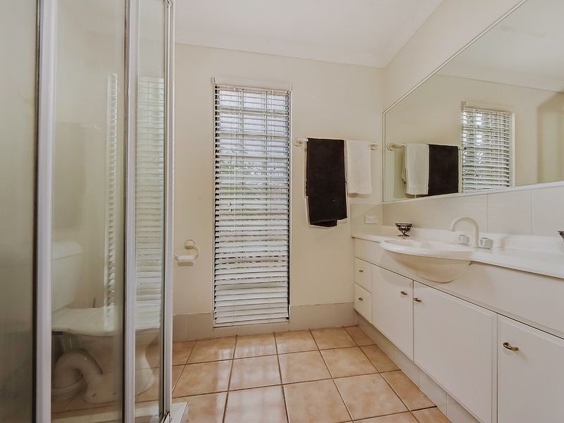 20 Gardendale Cr, Burleigh Waters QLD 4220