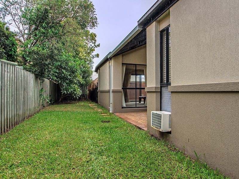 20 Gardendale Cr, Burleigh Waters QLD 4220