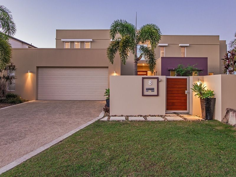 8 Braemer Court, Benowa Waters QLD 4217