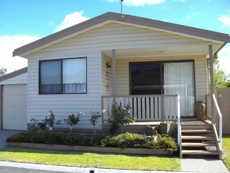 1/3 Township Drive, Burleigh Heads QLD 4220