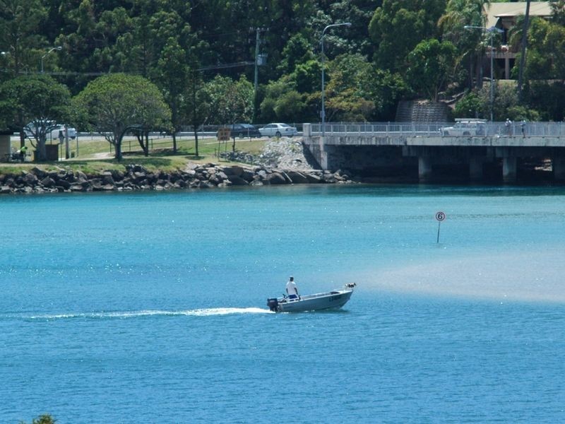 84 Ocean Parade, Burleigh Heads QLD 4220