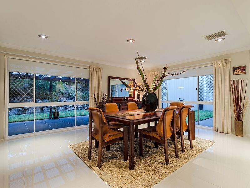 100 Valley Dr, Tallebudgera QLD 4228
