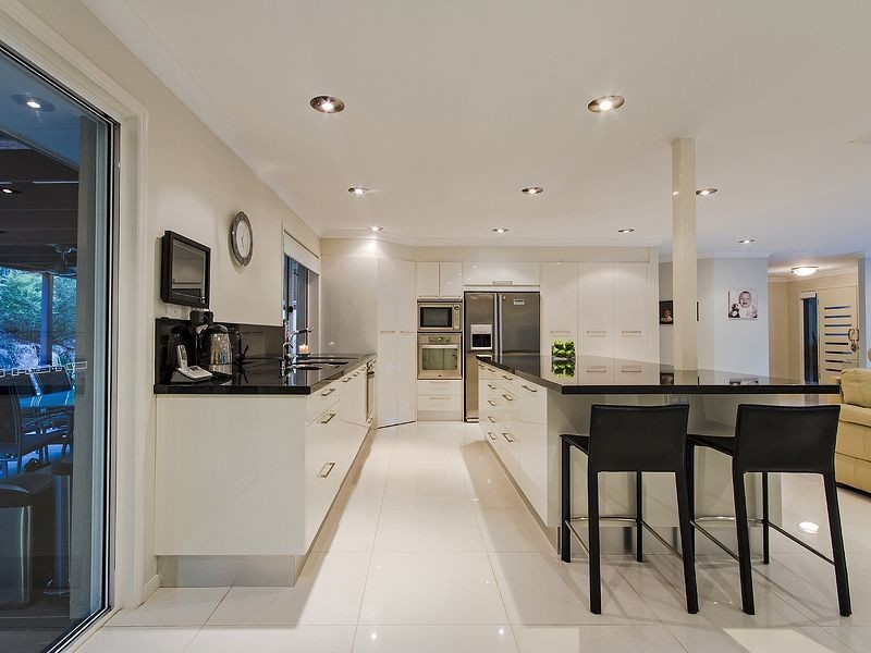 100 Valley Dr, Tallebudgera QLD 4228