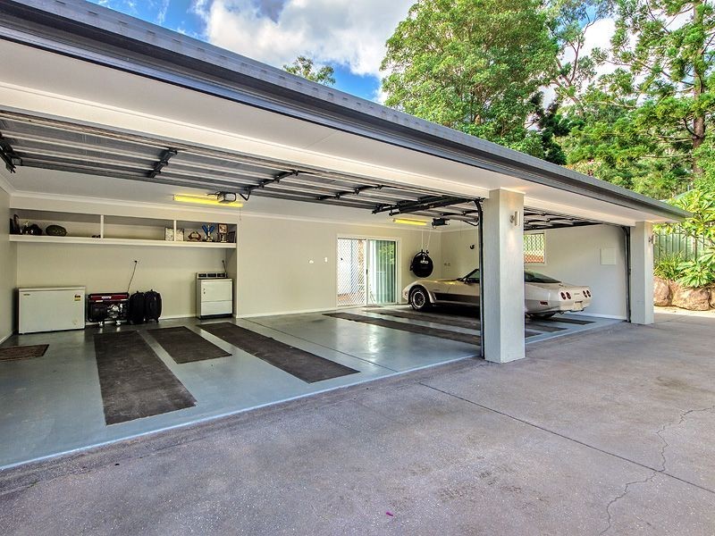 100 Valley Dr, Tallebudgera QLD 4228