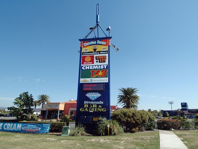 5/2 Cassowary Dr, Burleigh Waters QLD 4220