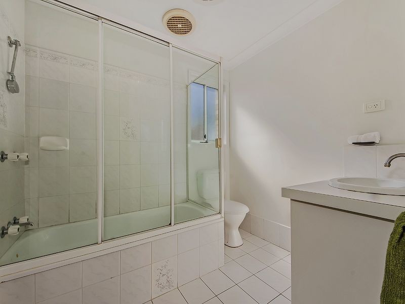 55 Harrier Dr, Burleigh Waters QLD 4220